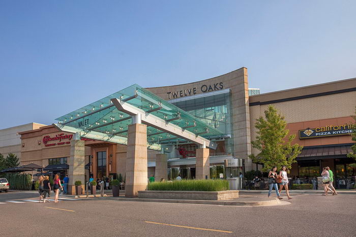 Twelve Oaks Mall